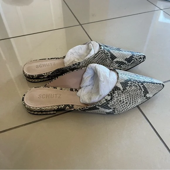 Schutz Raylene Flats - Picture 1 of 3
